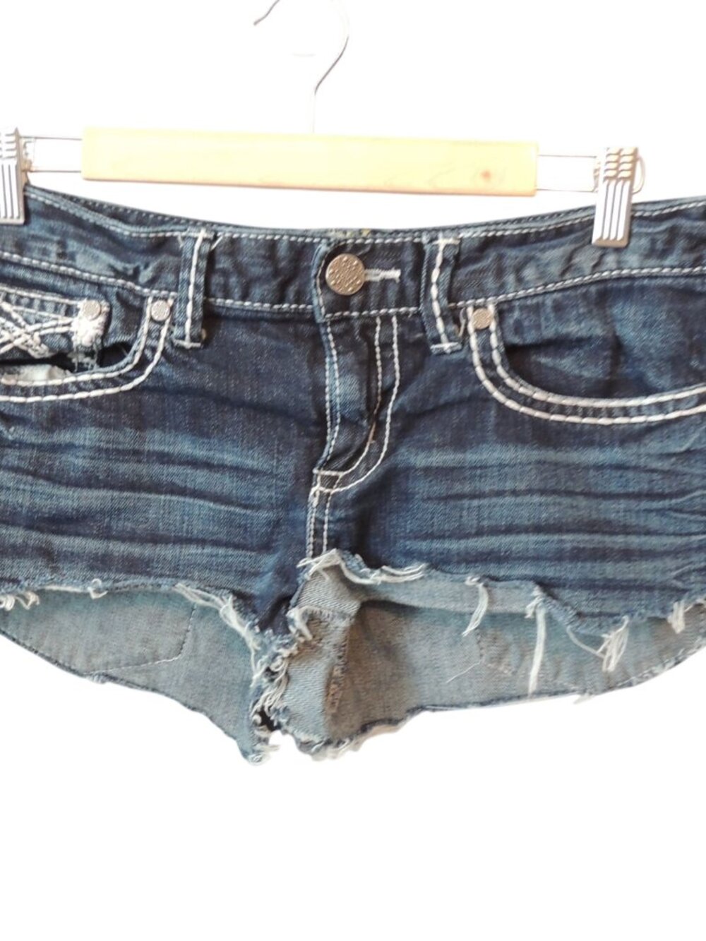 Maurices Cut off flap pocket booty shorts Womens size 11/12